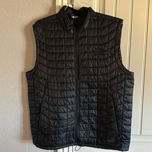 The North Face Thermoball Black Vest, Size Large
